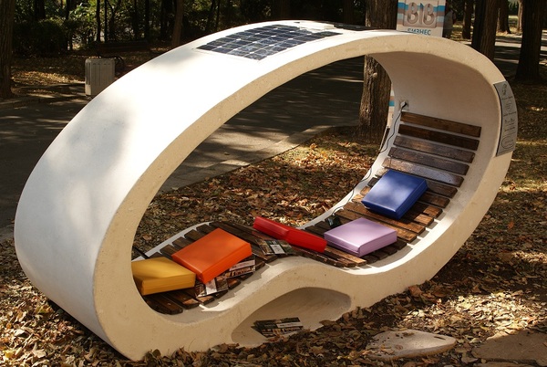 太阳能光伏椅智能化,款式新颖 基建项目值得推荐