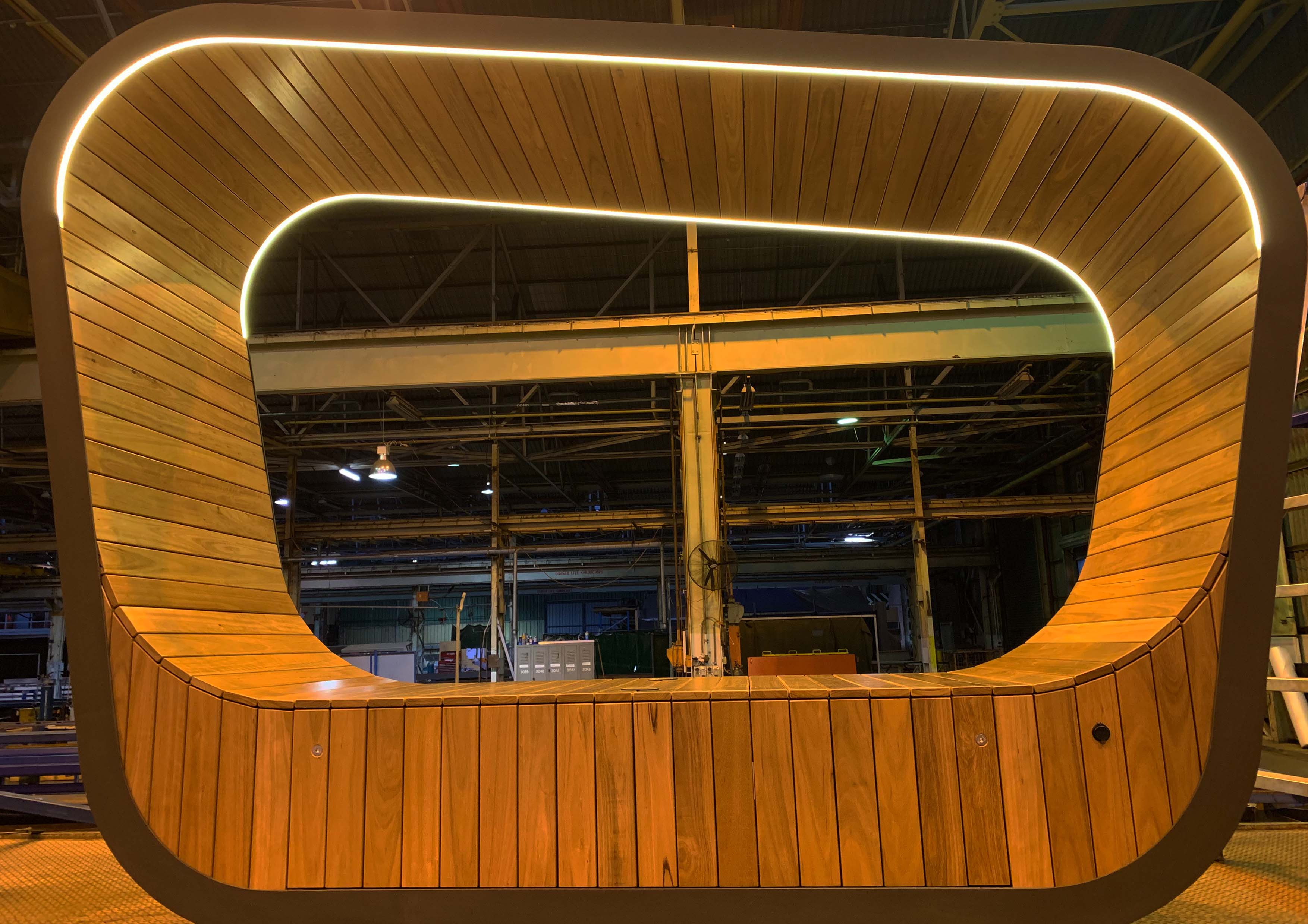 智能可持续和太阳能驱动的新一代城市家具太阳能家具太阳能亭